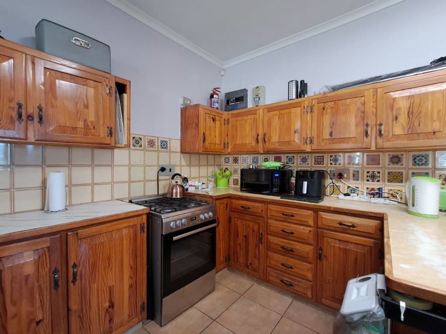To Let 2 Bedroom Property for Rent in Monte Vista Western Cape